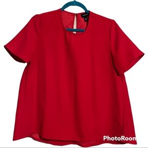 who what wear red top